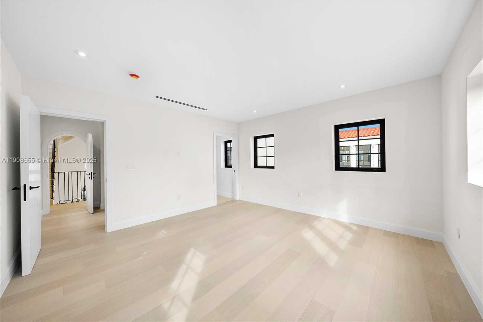 Small Image of 601 NORTH EAST 56TH ST, Miami Number 45