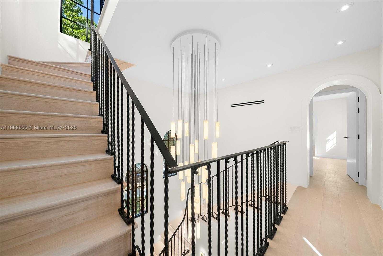 Small Image of 601 NORTH EAST 56TH ST, Miami Number 48