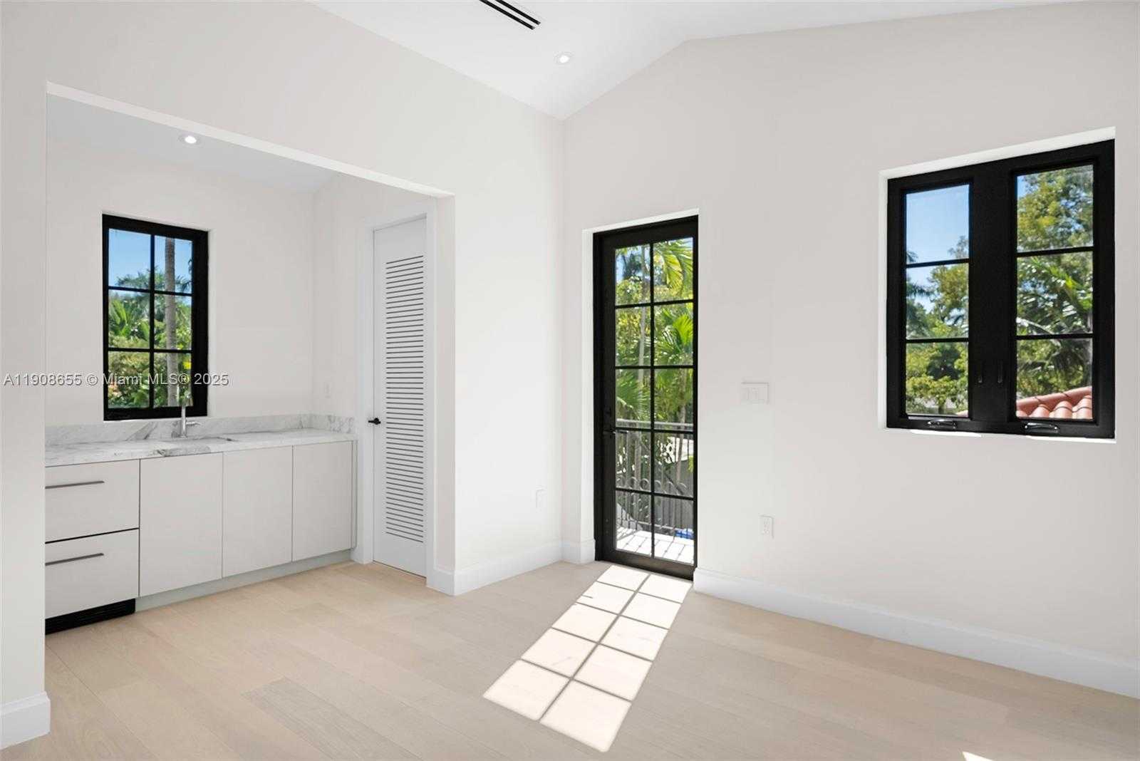 Small Image of 601 NORTH EAST 56TH ST, Miami Number 53