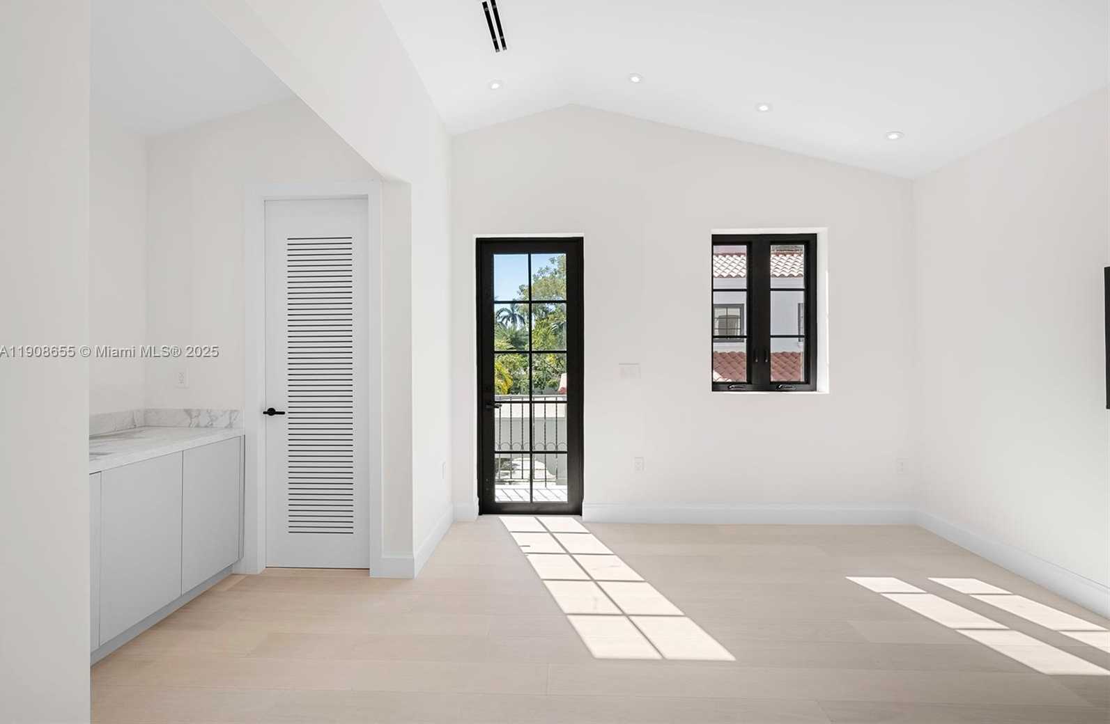 Small Image of 601 NORTH EAST 56TH ST, Miami Number 54