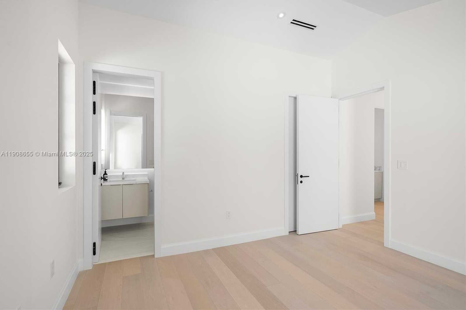 Small Image of 601 NORTH EAST 56TH ST, Miami Number 56