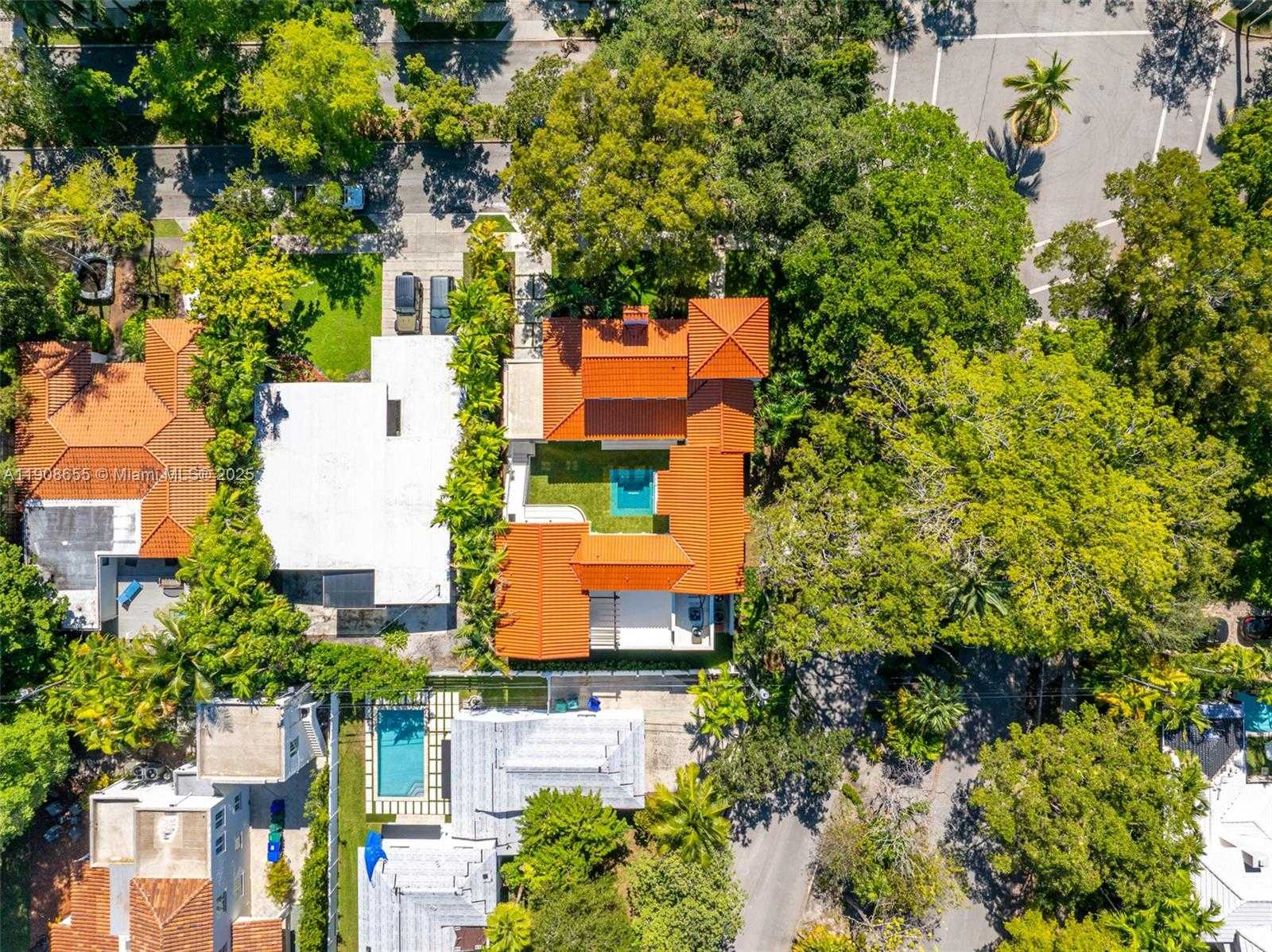 Small Image of 601 NORTH EAST 56TH ST, Miami Number 69