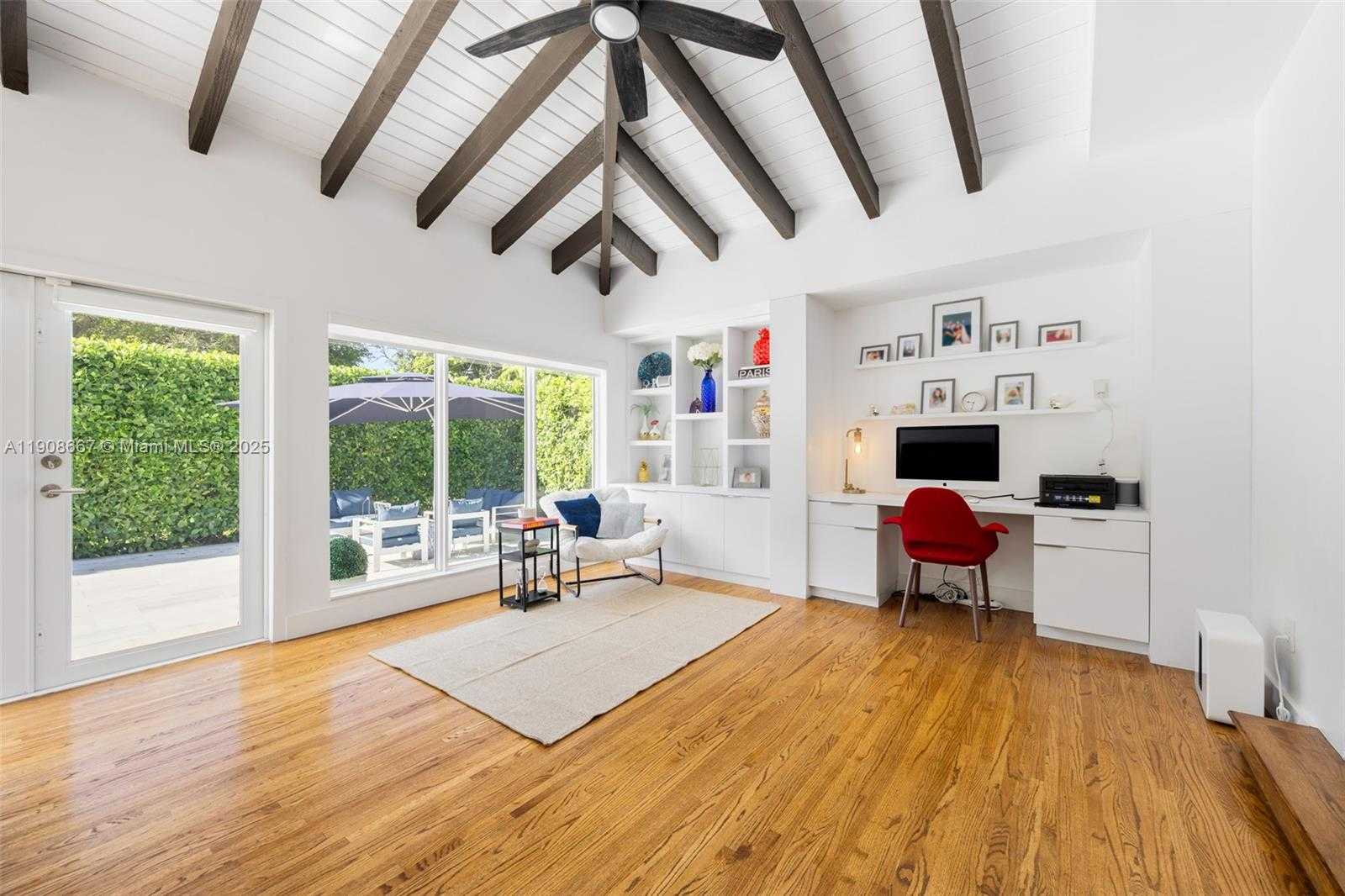 Small Image of 5906 MALL MALL, Coral Gables Number 14