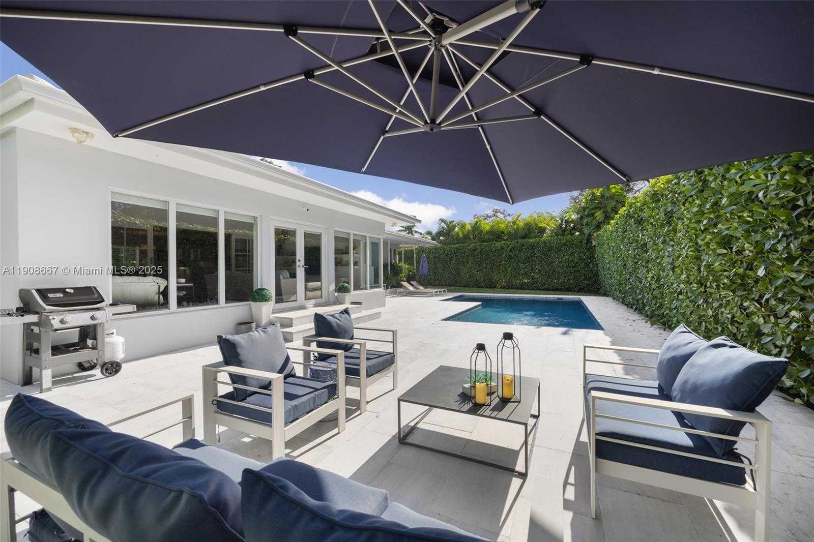 Small Image of 5906 MALL MALL, Coral Gables Number 24