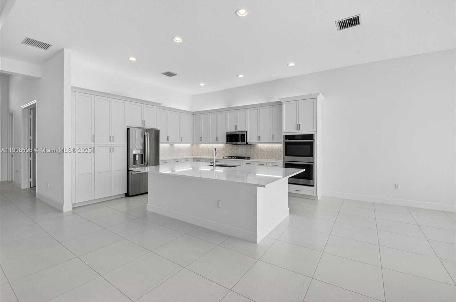 Small Image of 9852 LILAC FIELD WAY, Boynton Beach Number 18