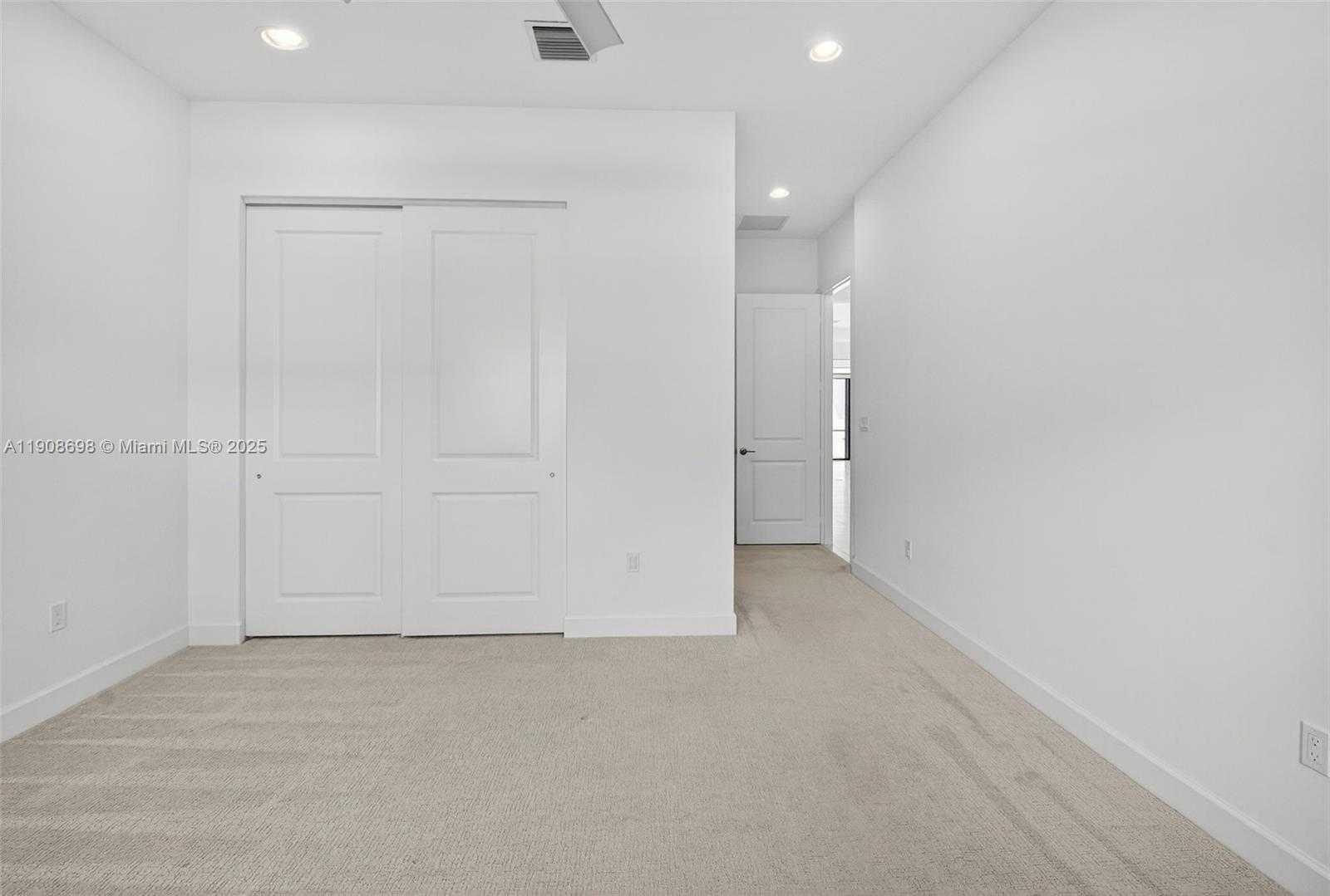 Small Image of 9852 LILAC FIELD WAY, Boynton Beach Number 35