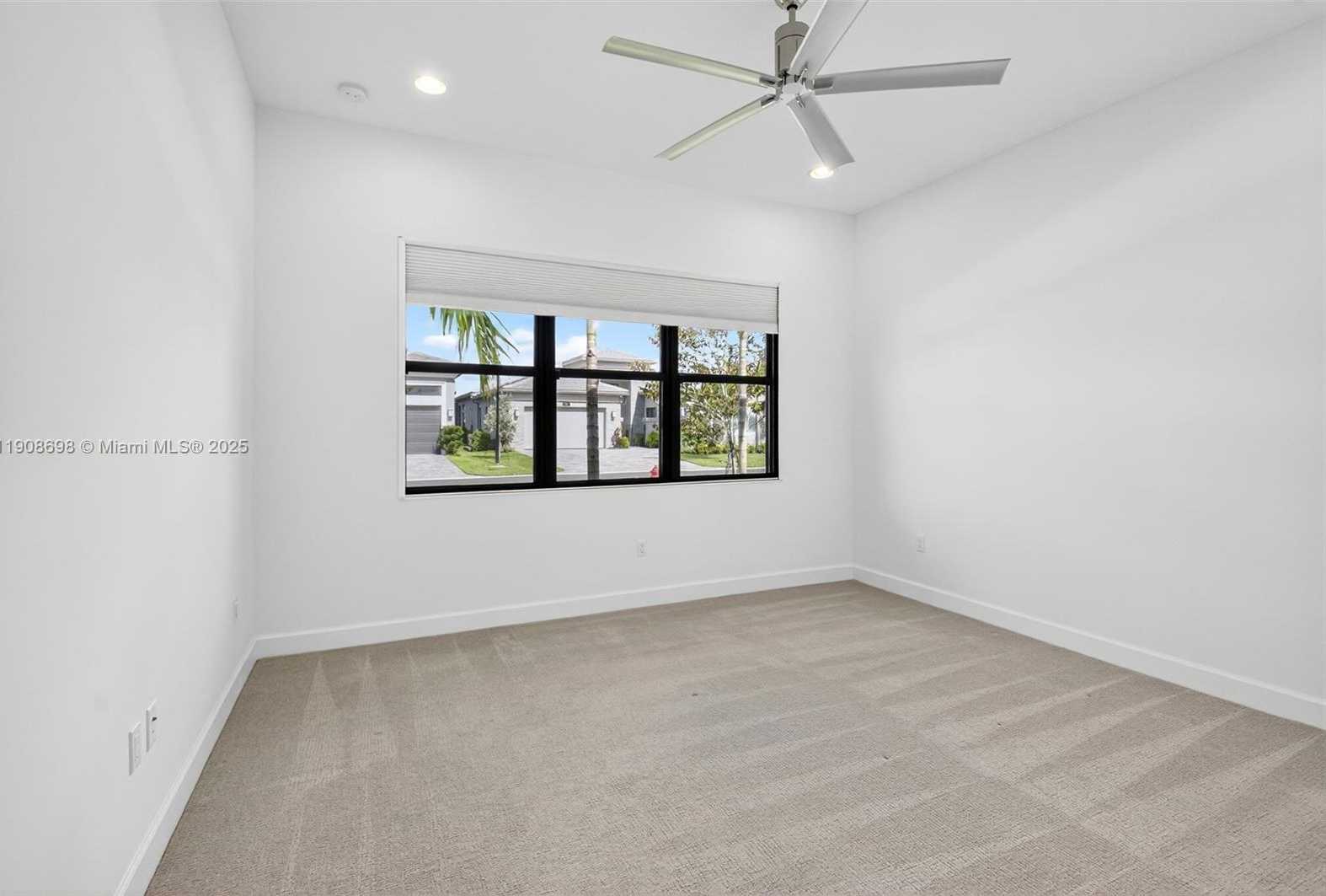 Small Image of 9852 LILAC FIELD WAY, Boynton Beach Number 36