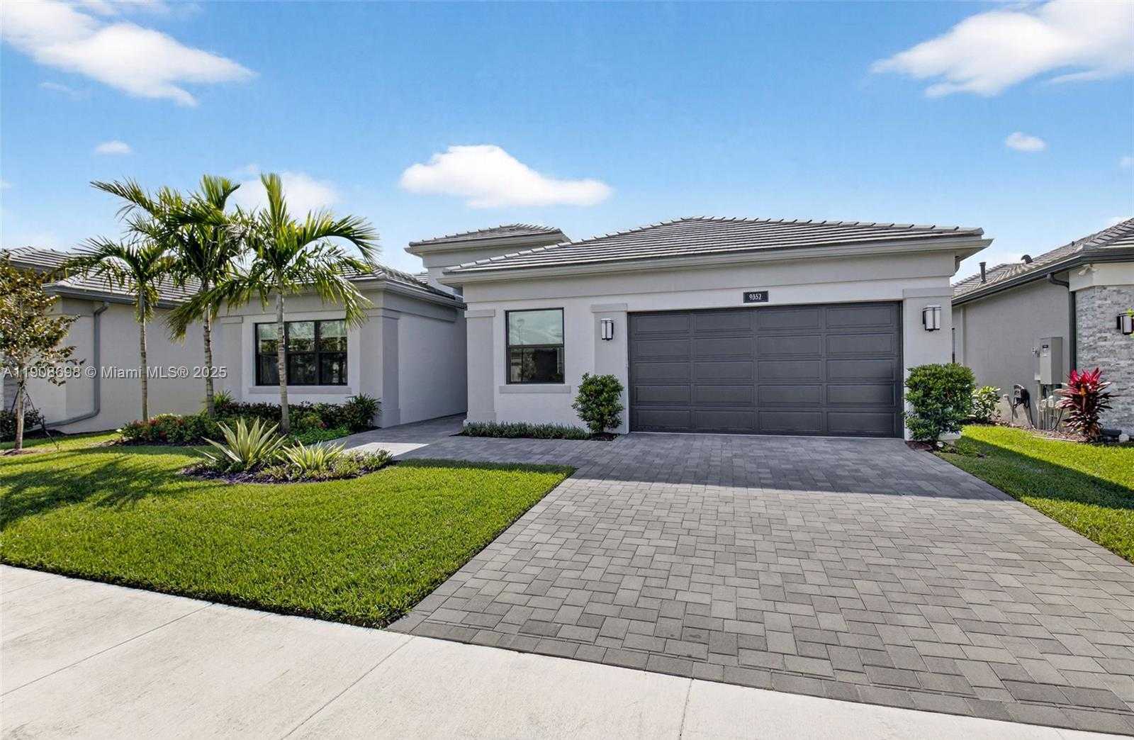 Small Image of 9852 LILAC FIELD WAY, Boynton Beach Number 4
