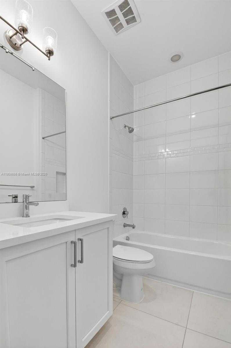 Small Image of 9852 LILAC FIELD WAY, Boynton Beach Number 43