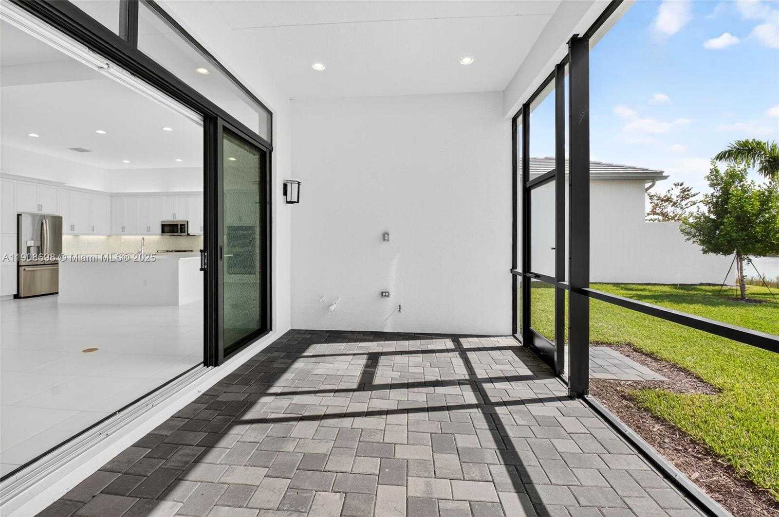 Small Image of 9852 LILAC FIELD WAY, Boynton Beach Number 49