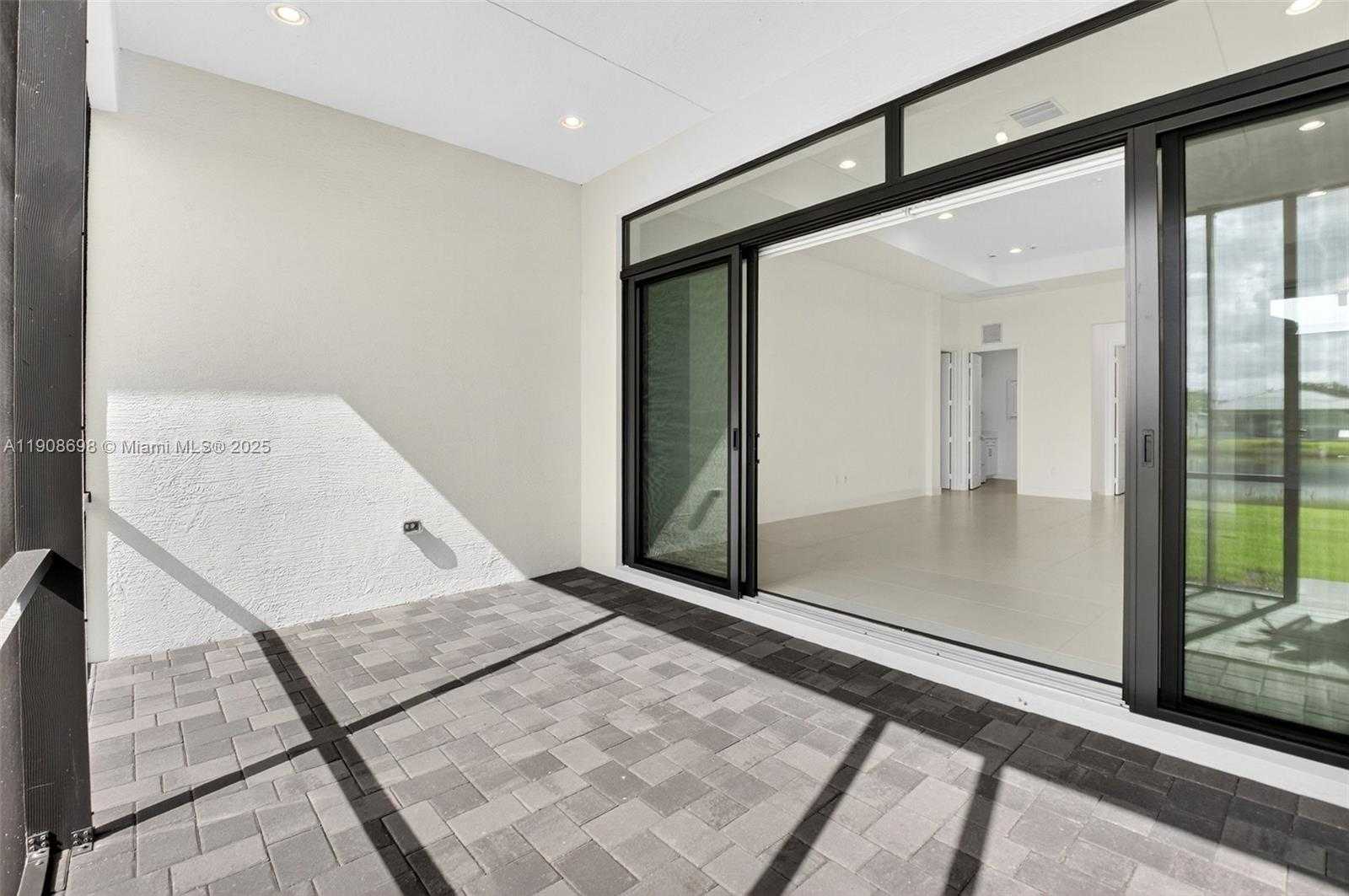 Small Image of 9852 LILAC FIELD WAY, Boynton Beach Number 52