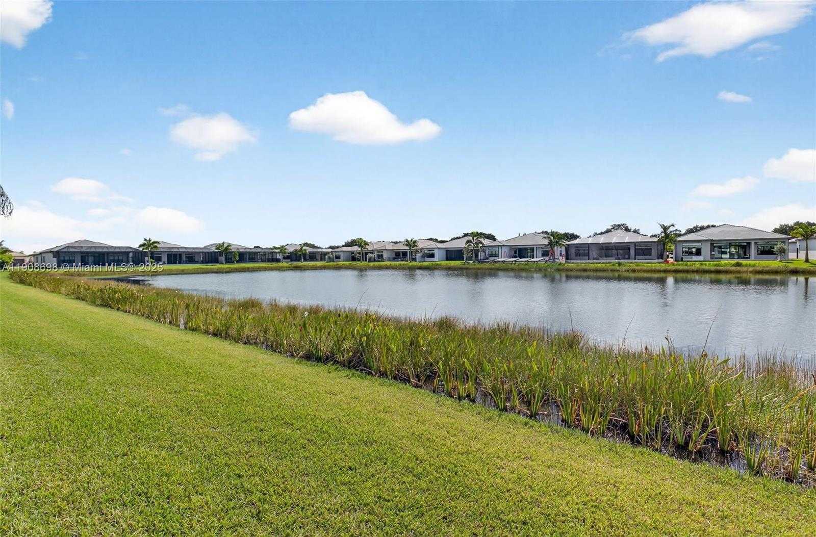 Small Image of 9852 LILAC FIELD WAY, Boynton Beach Number 55