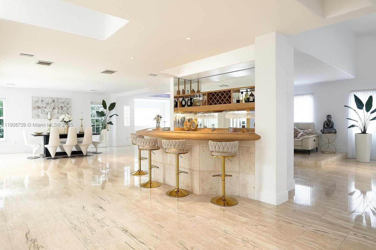 Small Image of 15106 NORTH WEST 89TH CT, Miami Lakes Number 14