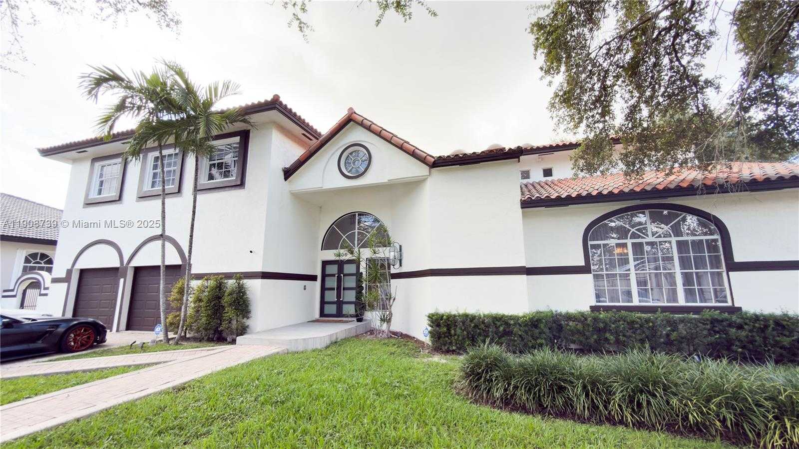 Small Image of 15106 NORTH WEST 89TH CT, Miami Lakes Number 2