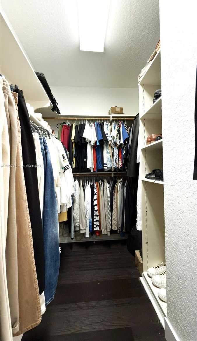 Small Image of 15106 NORTH WEST 89TH CT, Miami Lakes Number 32