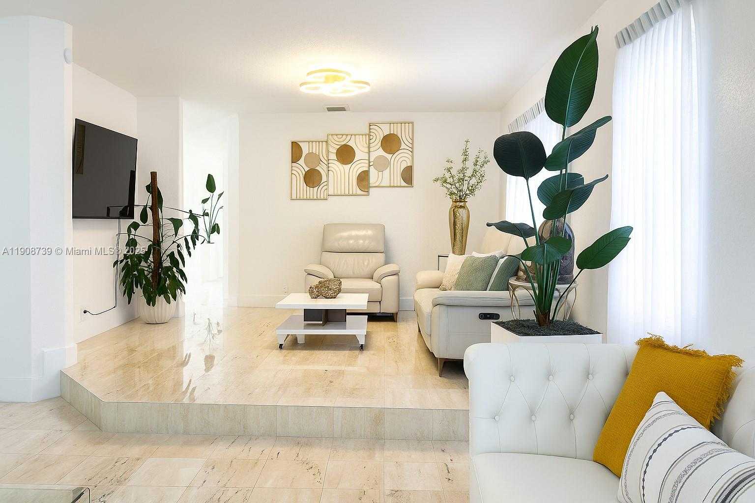 Small Image of 15106 NORTH WEST 89TH CT, Miami Lakes Number 8