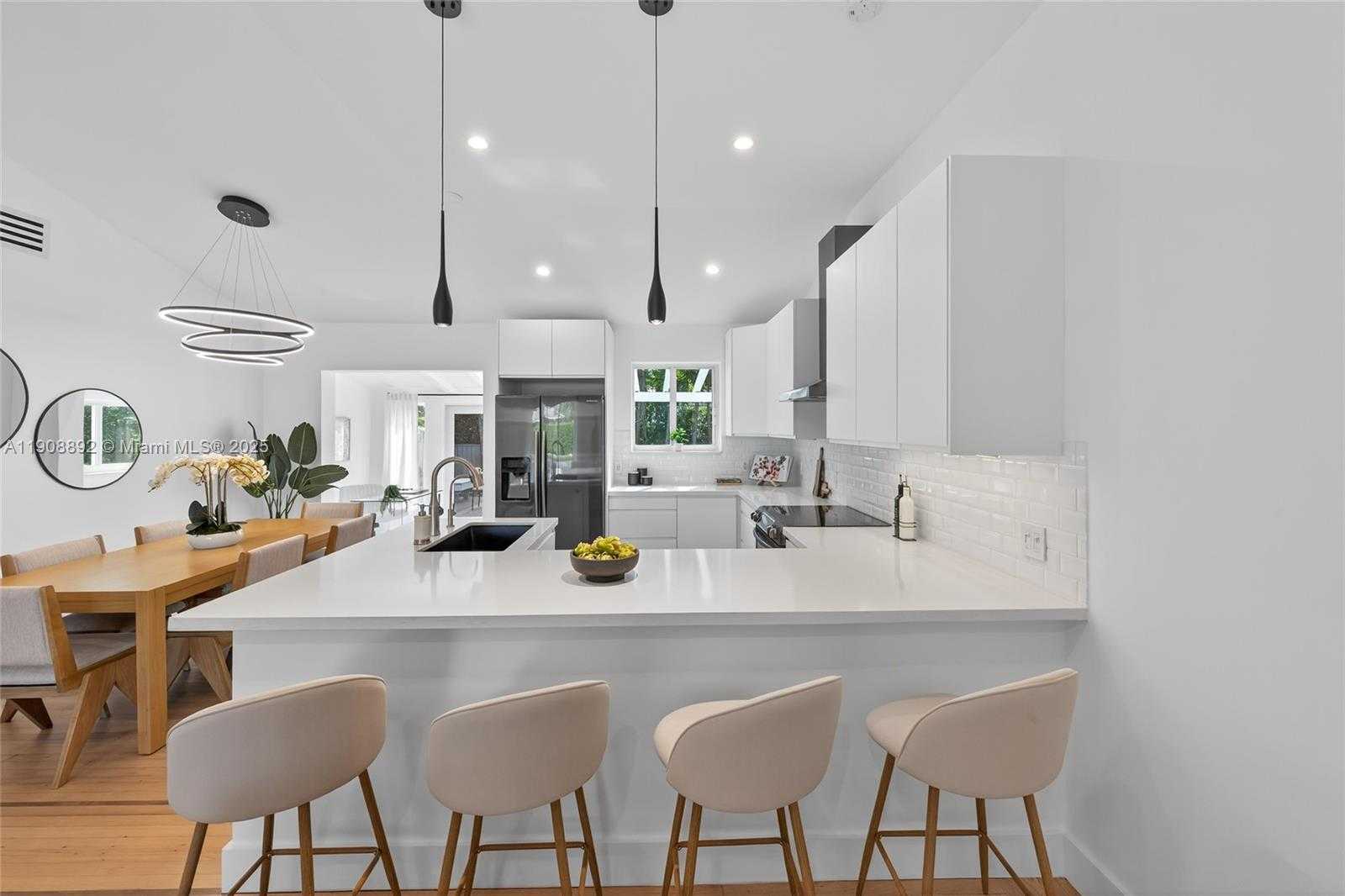 Small Image of 20 NORTH WEST 93RD ST, Miami Shores Number 17