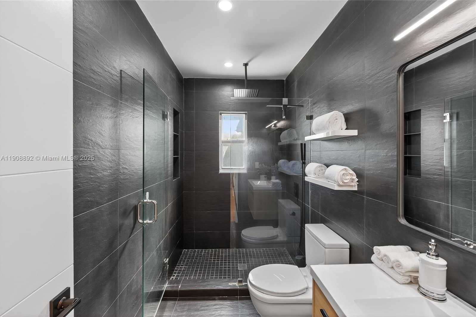 Small Image of 20 NORTH WEST 93RD ST, Miami Shores Number 29