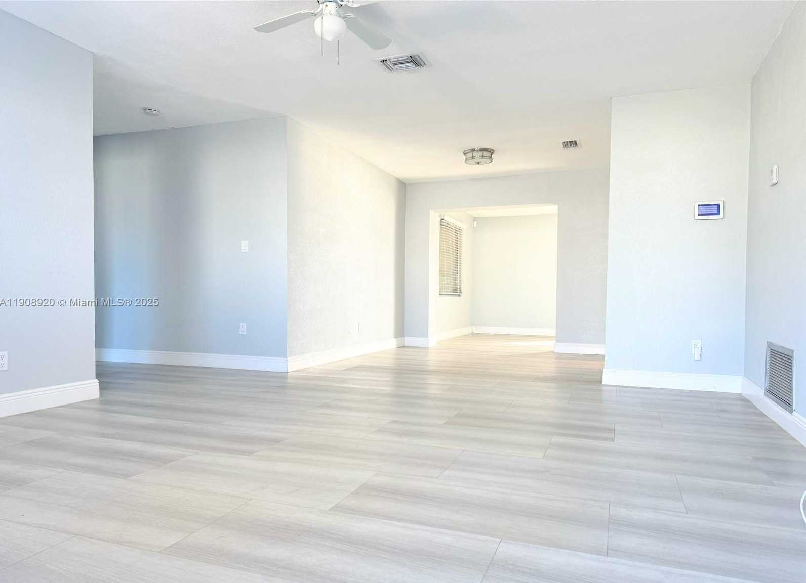 Small Image of 300 NORTH WEST 28TH CT, Pompano Beach Number 7