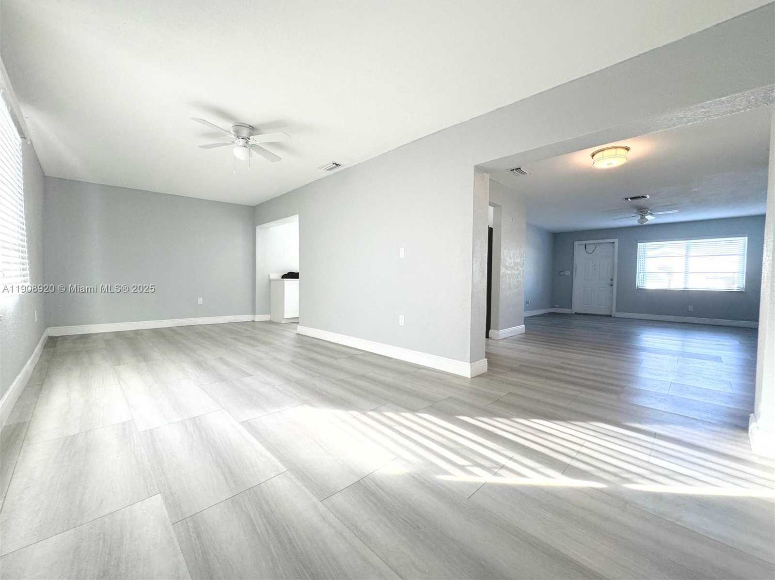 Small Image of 300 NORTH WEST 28TH CT, Pompano Beach Number 8