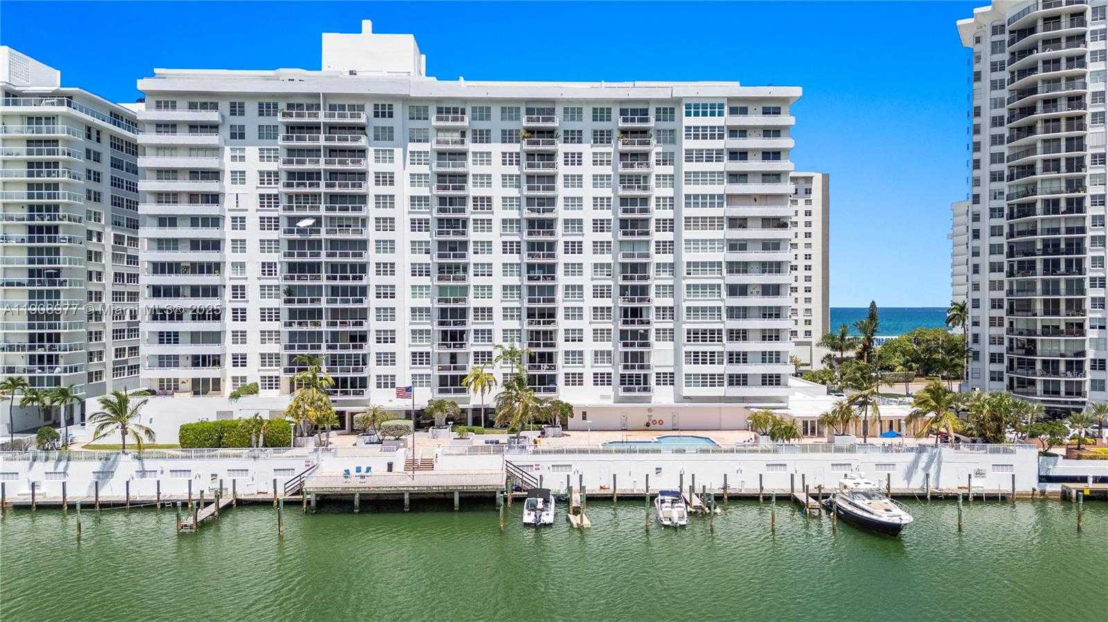 Small Image of 5700 COLLINS AVE #3A, Miami Beach Number 1