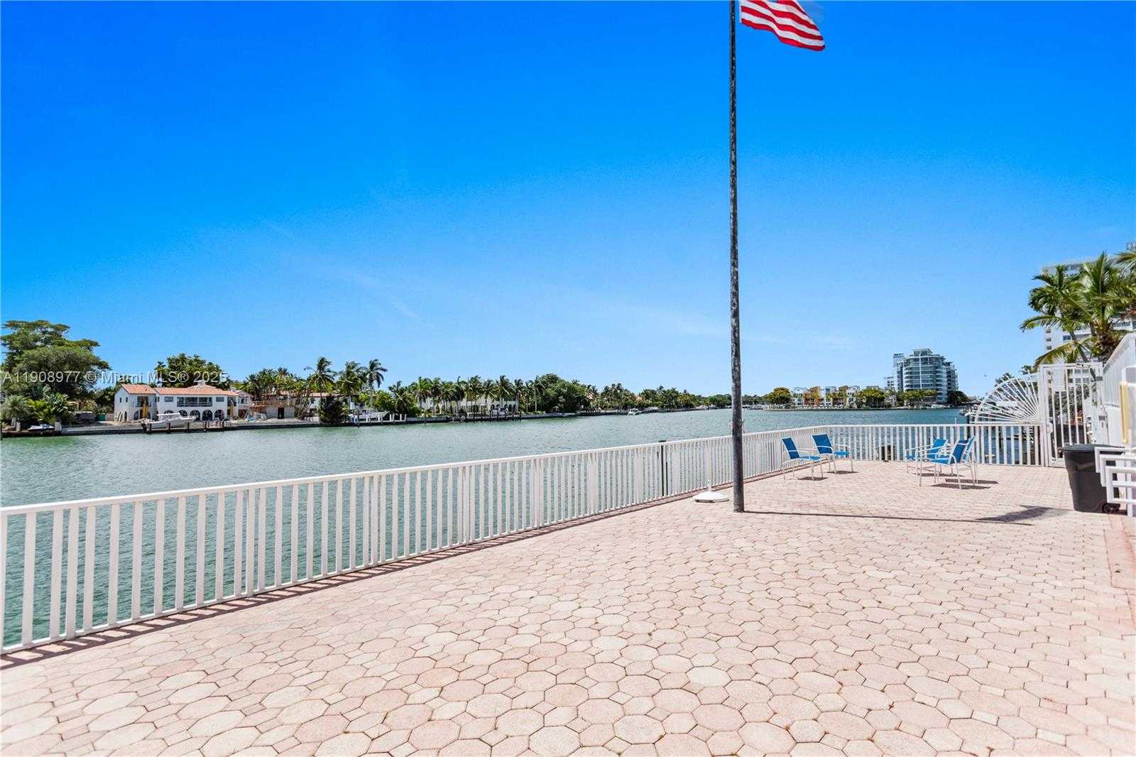 Small Image of 5700 COLLINS AVE #3A, Miami Beach Number 12