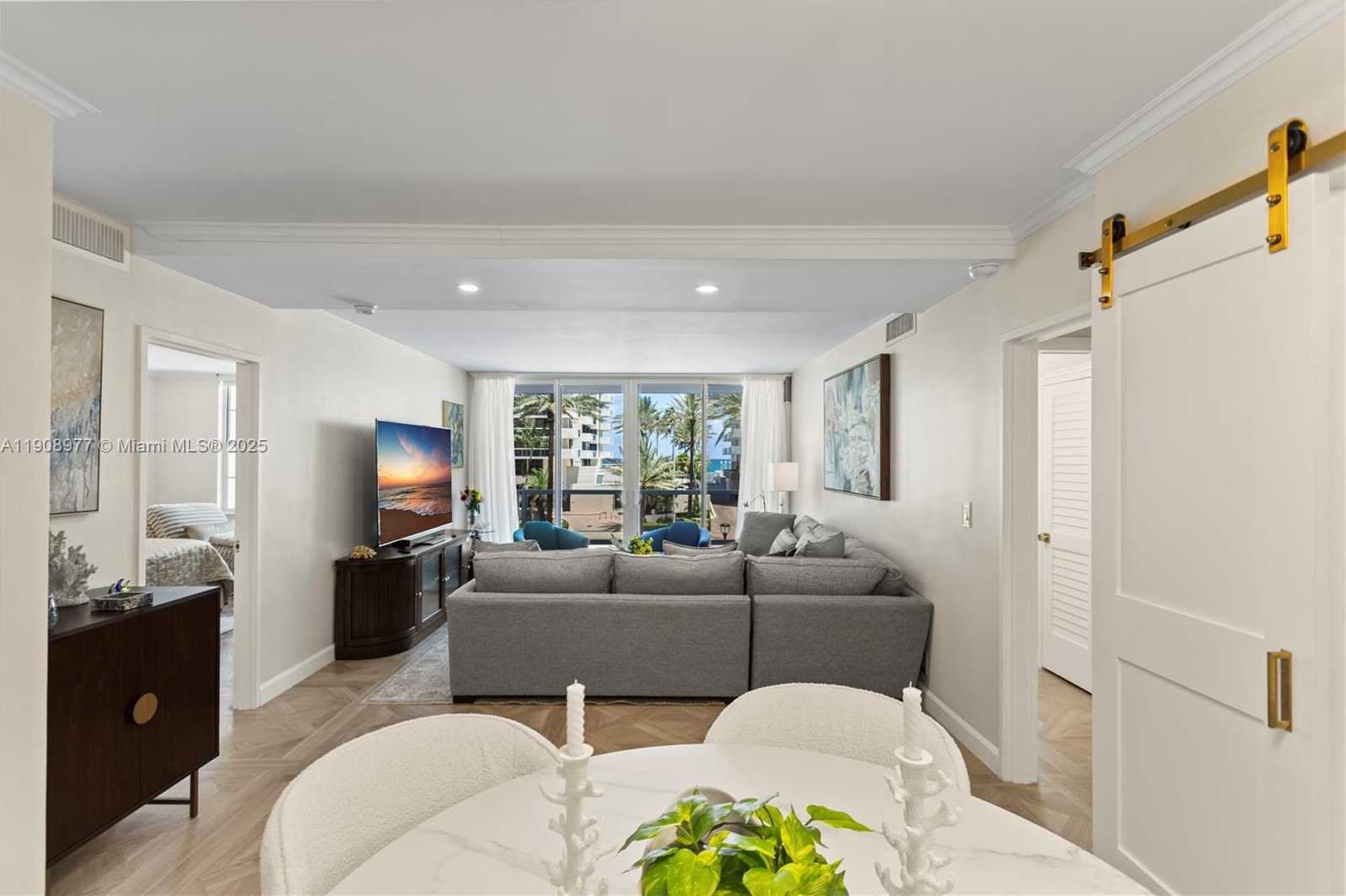 Small Image of 5700 COLLINS AVE #3A, Miami Beach Number 20