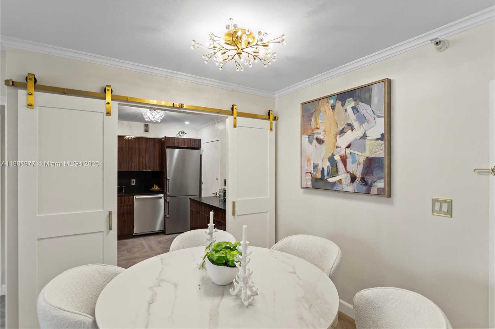 Small Image of 5700 COLLINS AVE #3A, Miami Beach Number 26