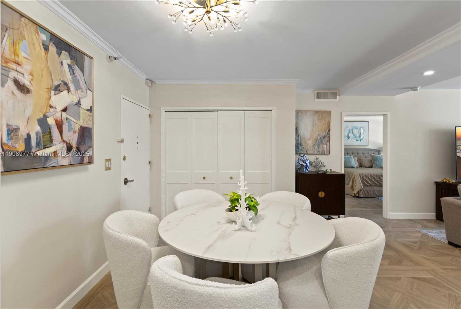 Small Image of 5700 COLLINS AVE #3A, Miami Beach Number 29