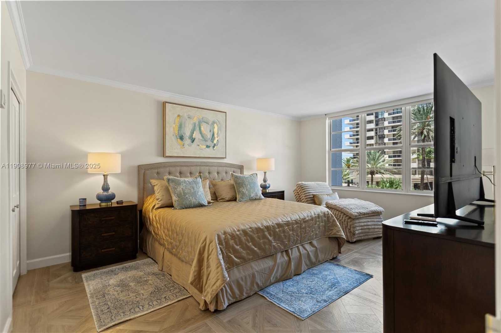 Small Image of 5700 COLLINS AVE #3A, Miami Beach Number 42