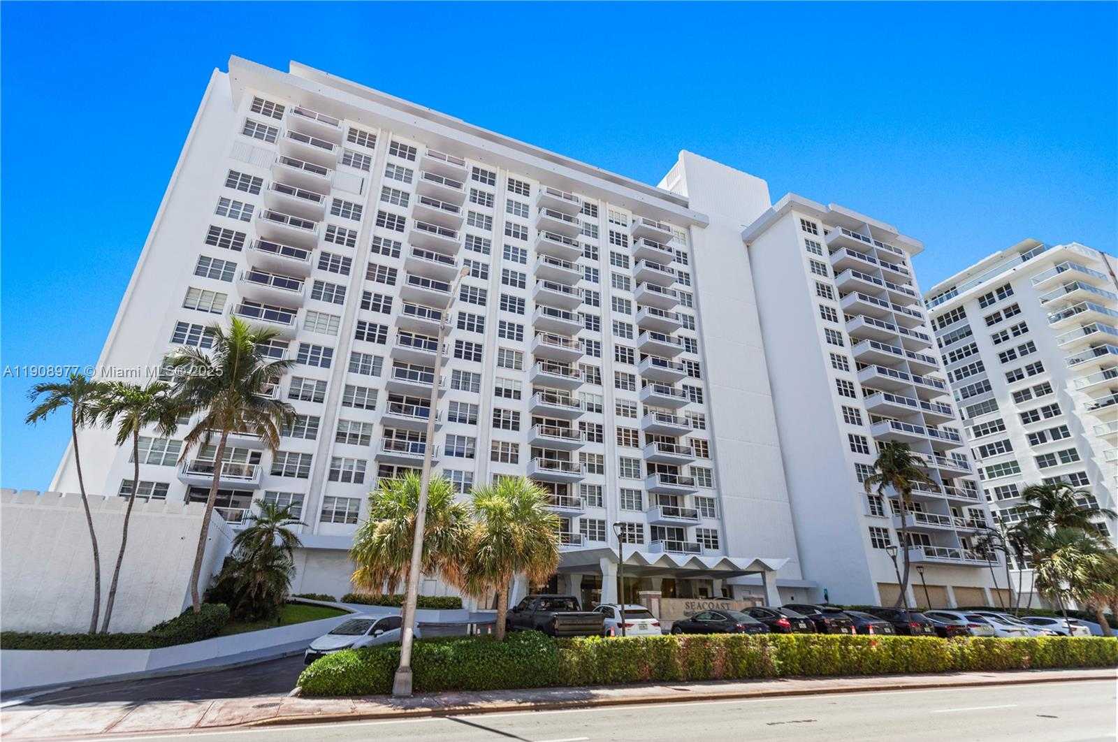 Small Image of 5700 COLLINS AVE #3A, Miami Beach Number 6