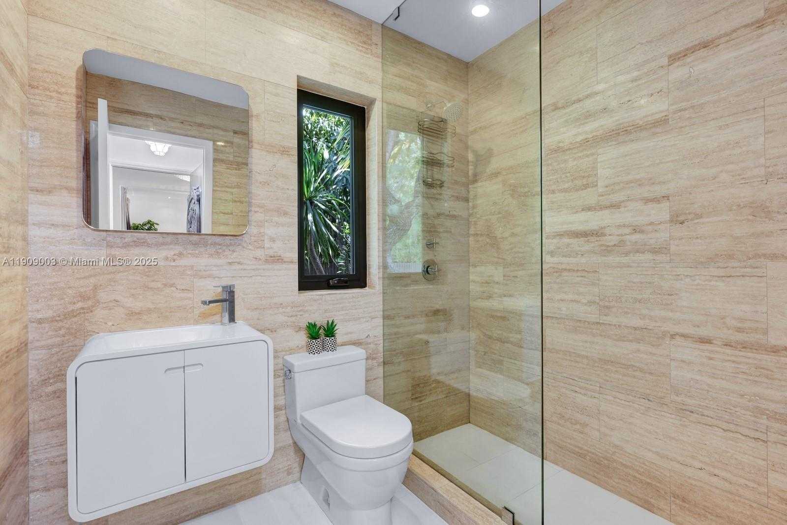 Small Image of 575 HIBISCUS LN, Miami Number 45