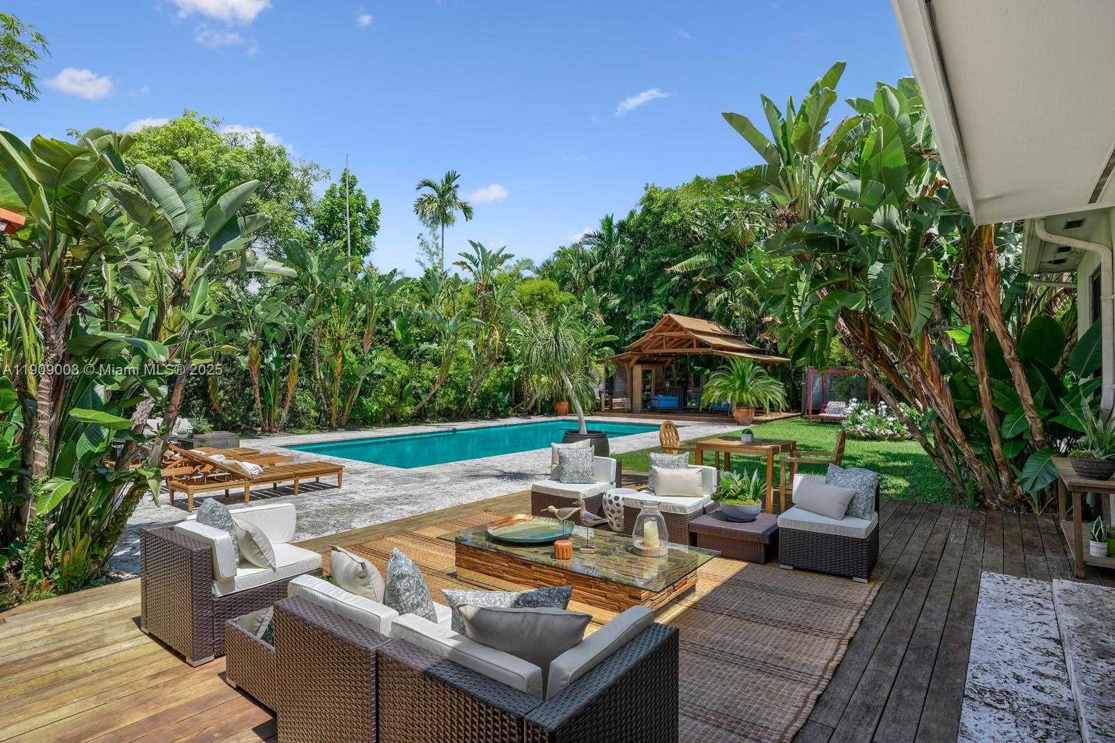 Small Image of 575 HIBISCUS LN, Miami Number 48