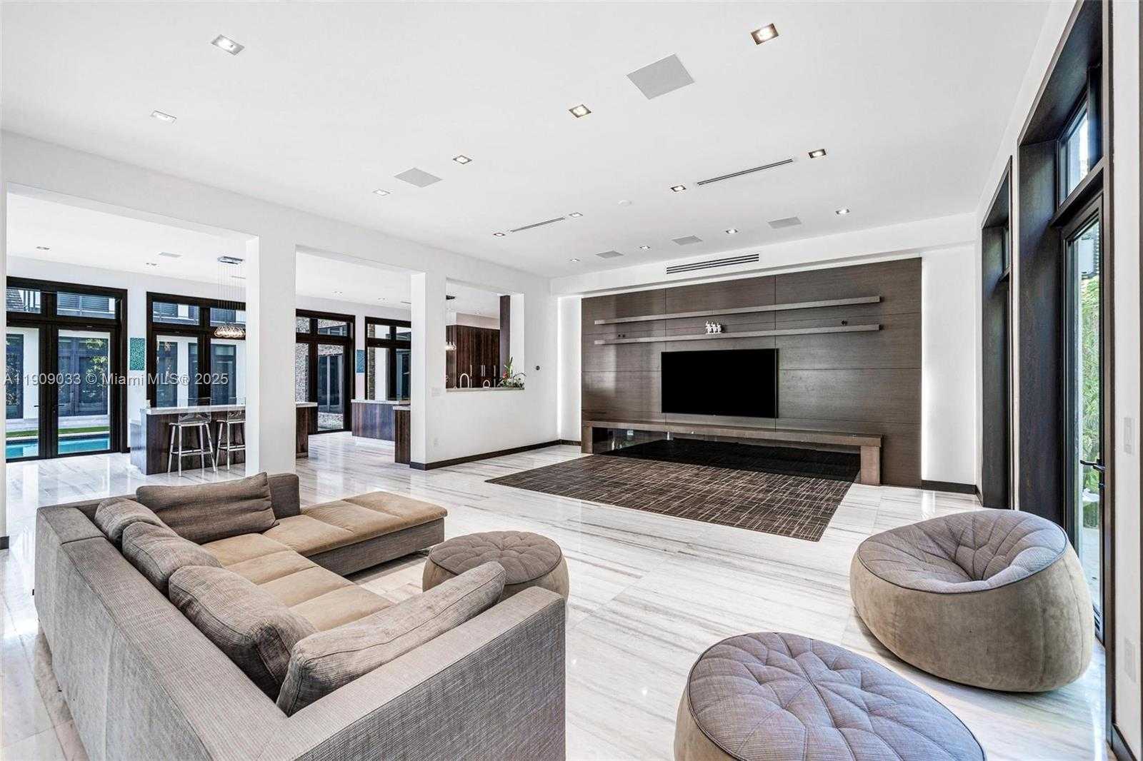 Small Image of 8961 SOUTH WEST 62ND CT, Pinecrest Number 16