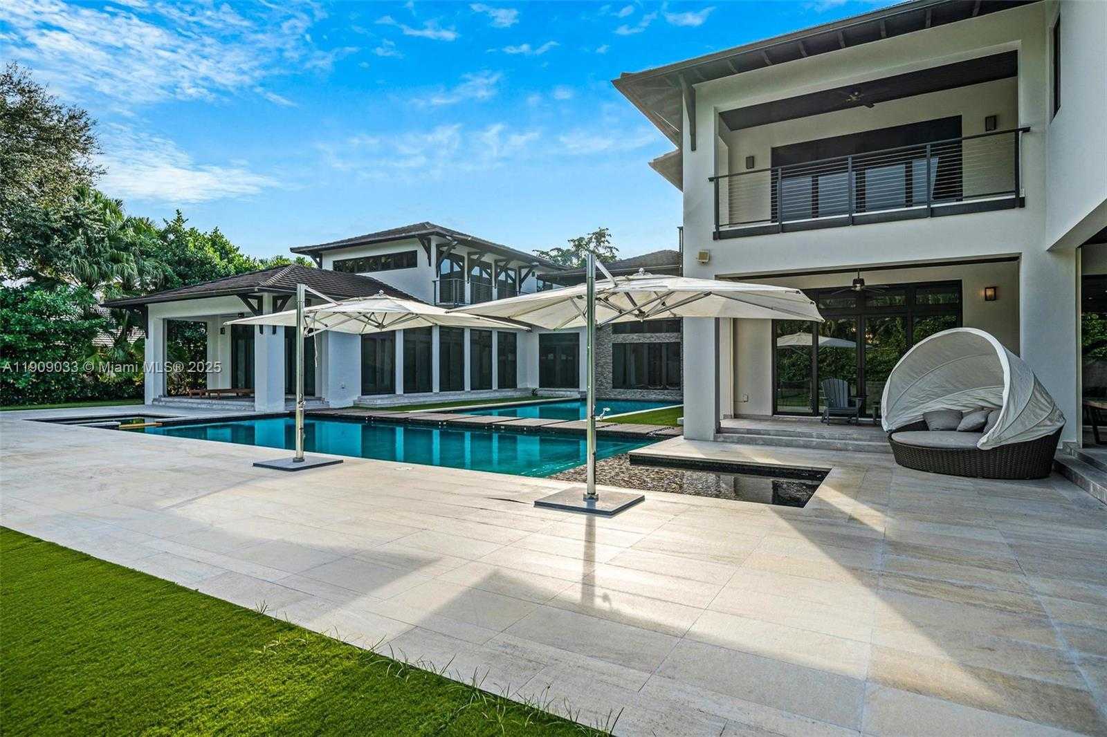 Small Image of 8961 SOUTH WEST 62ND CT, Pinecrest Number 25