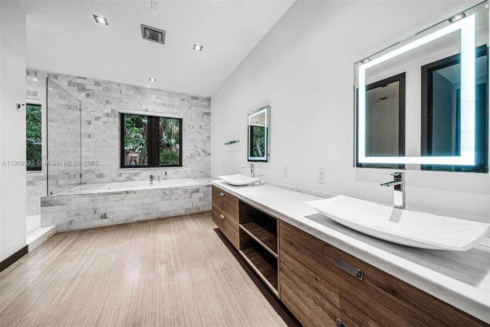 Small Image of 8961 SOUTH WEST 62ND CT, Pinecrest Number 46