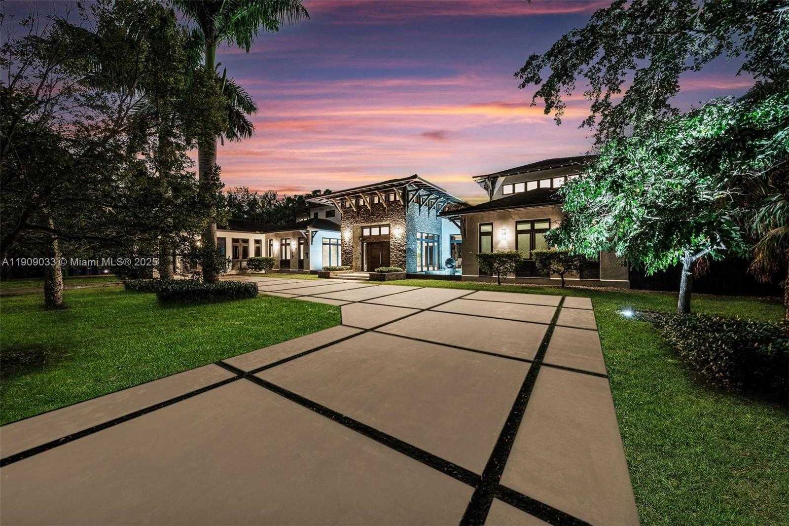 Small Image of 8961 SOUTH WEST 62ND CT, Pinecrest Number 59