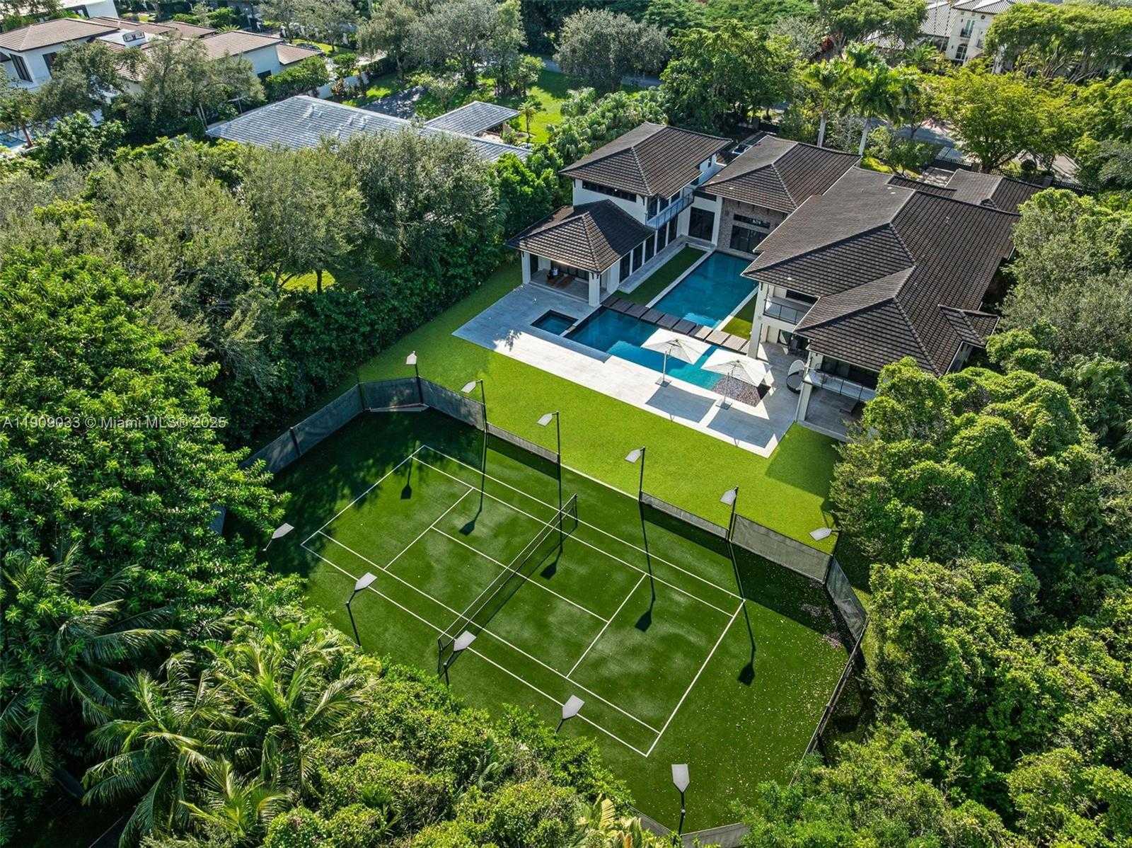 Small Image of 8961 SOUTH WEST 62ND CT, Pinecrest Number 66