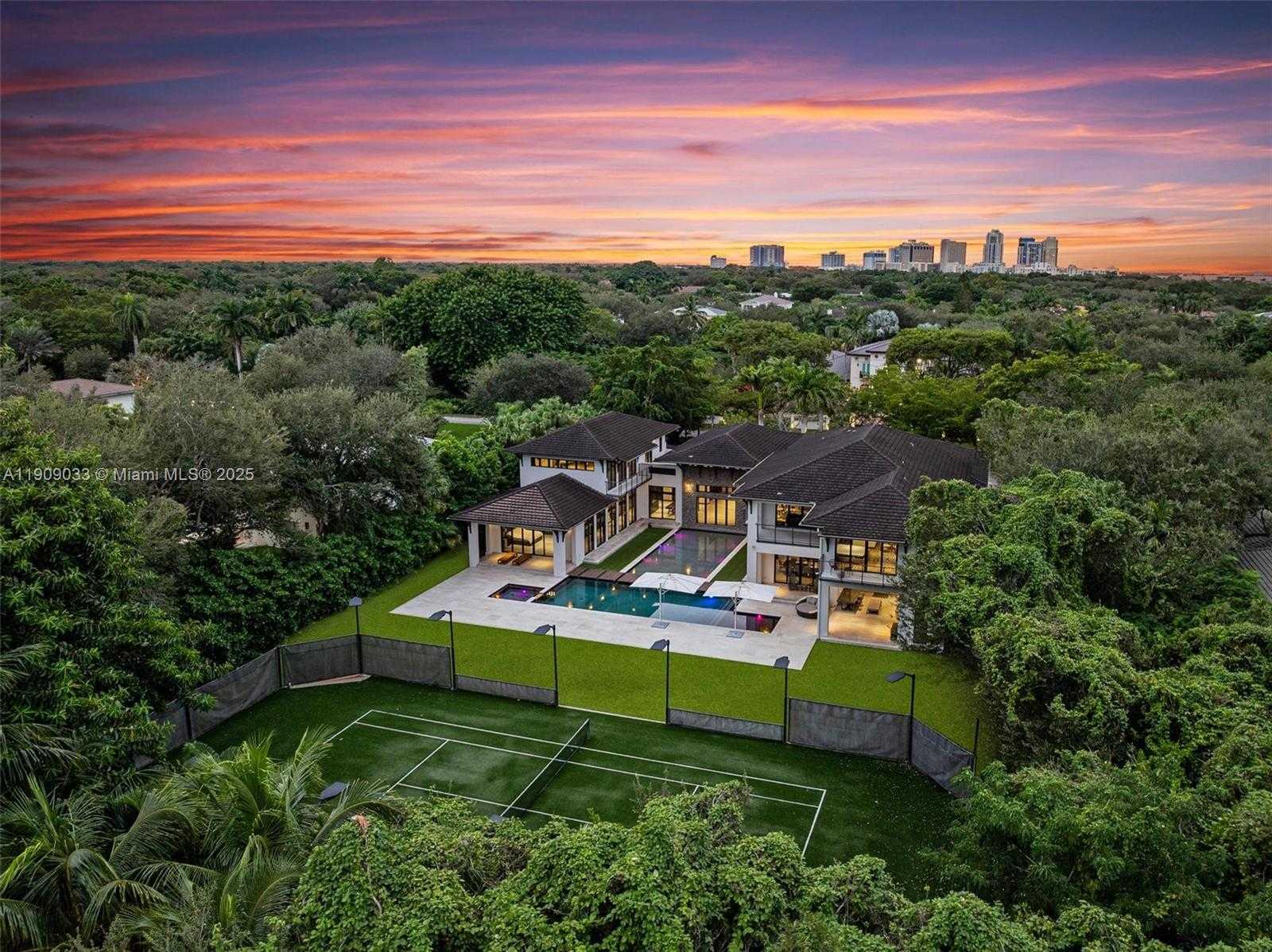 Small Image of 8961 SOUTH WEST 62ND CT, Pinecrest Number 70