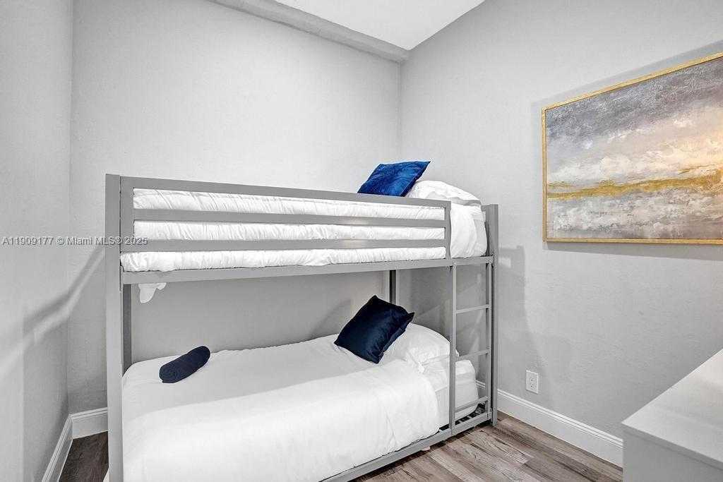 Small Image of 1109 SOUTH EAST 12TH ST, Deerfield Beach Number 12