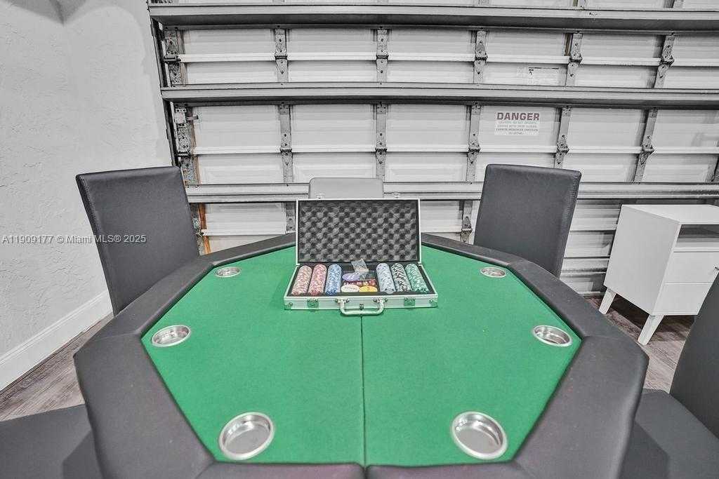 Small Image of 1109 SOUTH EAST 12TH ST, Deerfield Beach Number 20