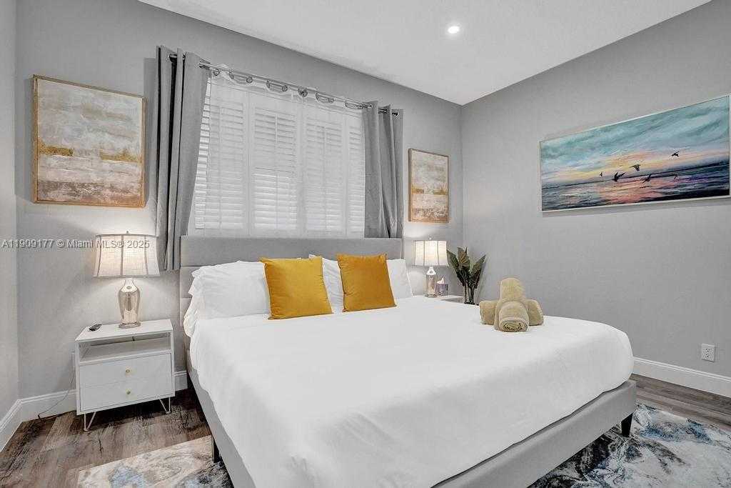 Small Image of 1109 SOUTH EAST 12TH ST, Deerfield Beach Number 23