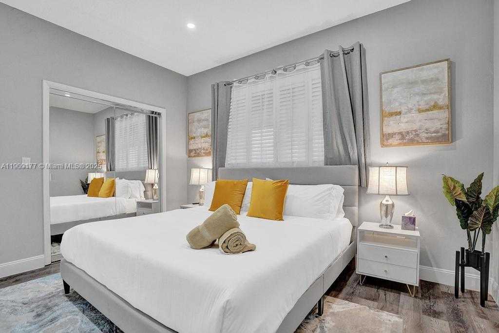 Small Image of 1109 SOUTH EAST 12TH ST, Deerfield Beach Number 25