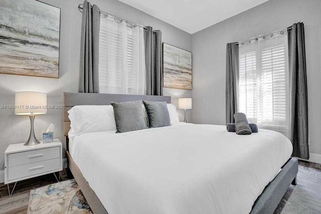 Small Image of 1109 SOUTH EAST 12TH ST, Deerfield Beach Number 29