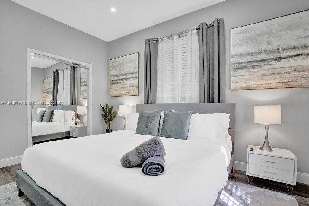 Small Image of 1109 SOUTH EAST 12TH ST, Deerfield Beach Number 31