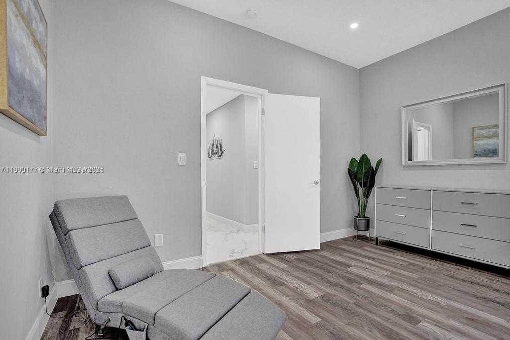 Small Image of 1109 SOUTH EAST 12TH ST, Deerfield Beach Number 39