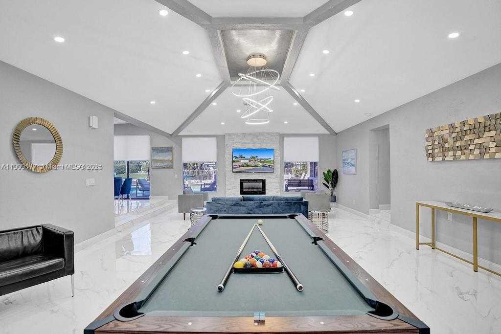 Small Image of 1109 SOUTH EAST 12TH ST, Deerfield Beach Number 44