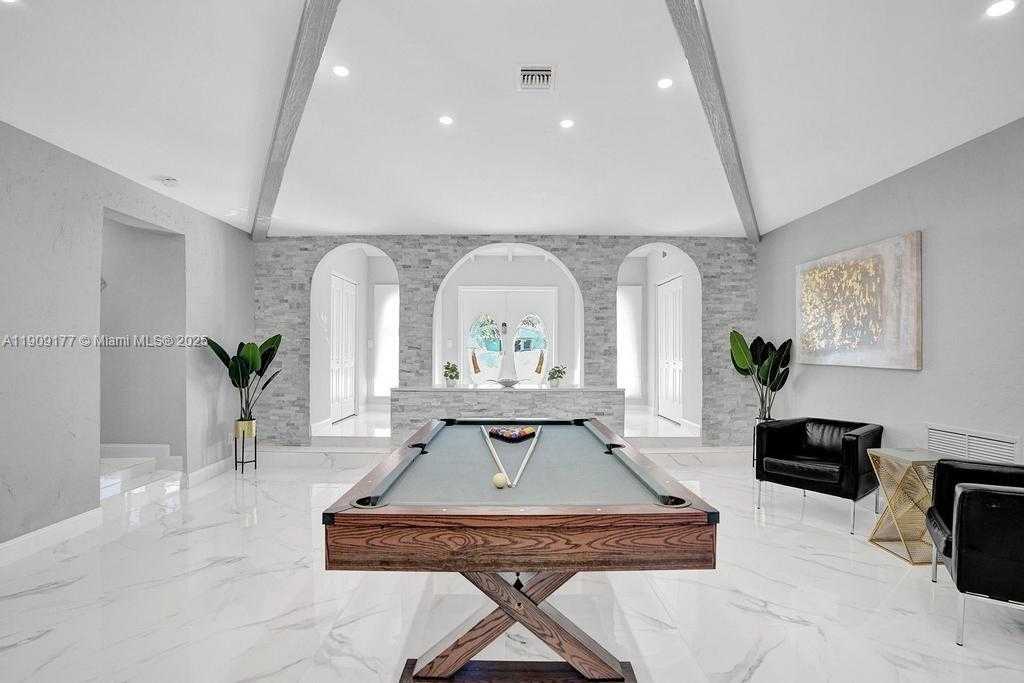 Small Image of 1109 SOUTH EAST 12TH ST, Deerfield Beach Number 47