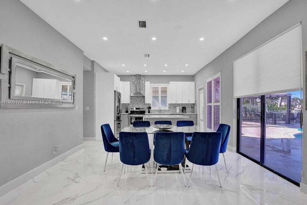 Small Image of 1109 SOUTH EAST 12TH ST, Deerfield Beach Number 56