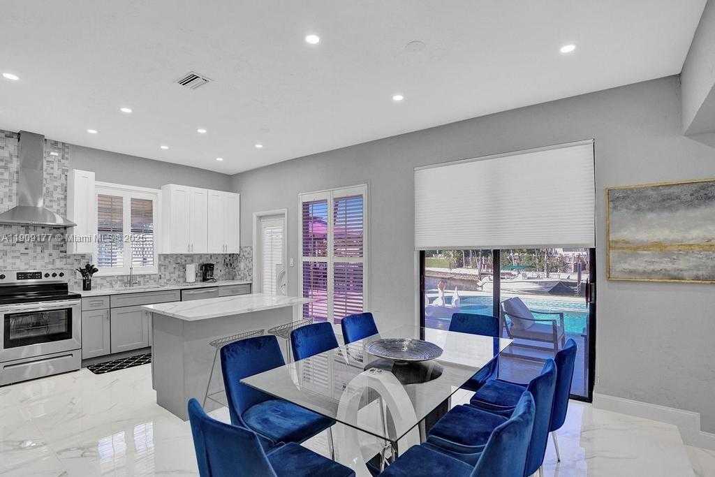 Small Image of 1109 SOUTH EAST 12TH ST, Deerfield Beach Number 57